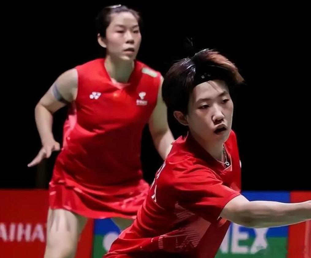 国羽女双决赛崩盘原因尤伯杯崩盘根源！国羽女双弃高远球调动战术自废武功送韩国夺