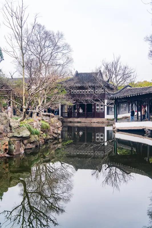 苏州的古韵园林游，简直是慢节奏休闲的绝佳选择。花人均600就能开启三日姑苏城之旅