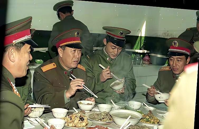 今天这饭,看着像满汉全席,吃起来像嚼蜡。你懂那种感觉吗?就是你爸给你买了双新