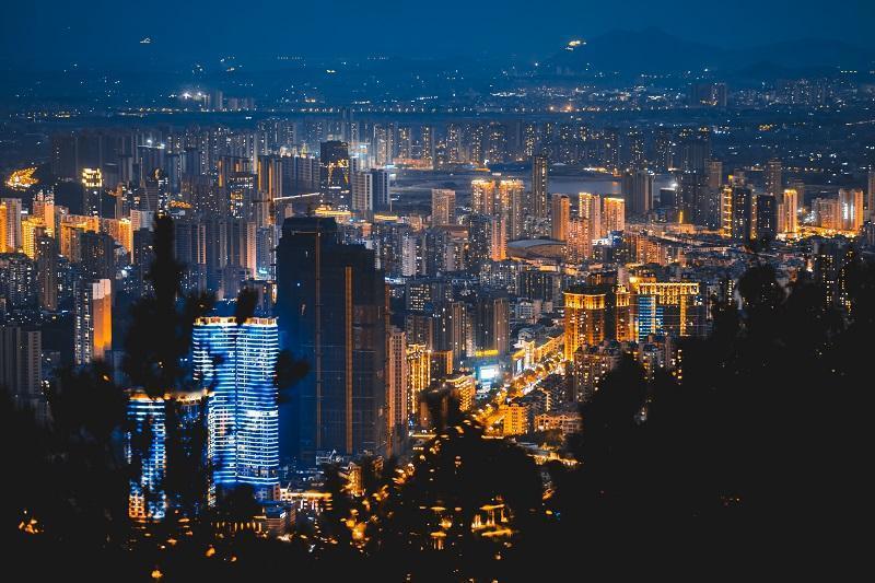 2015年10月，莆田房价均价10238元；2016年10月，莆田房价均价96