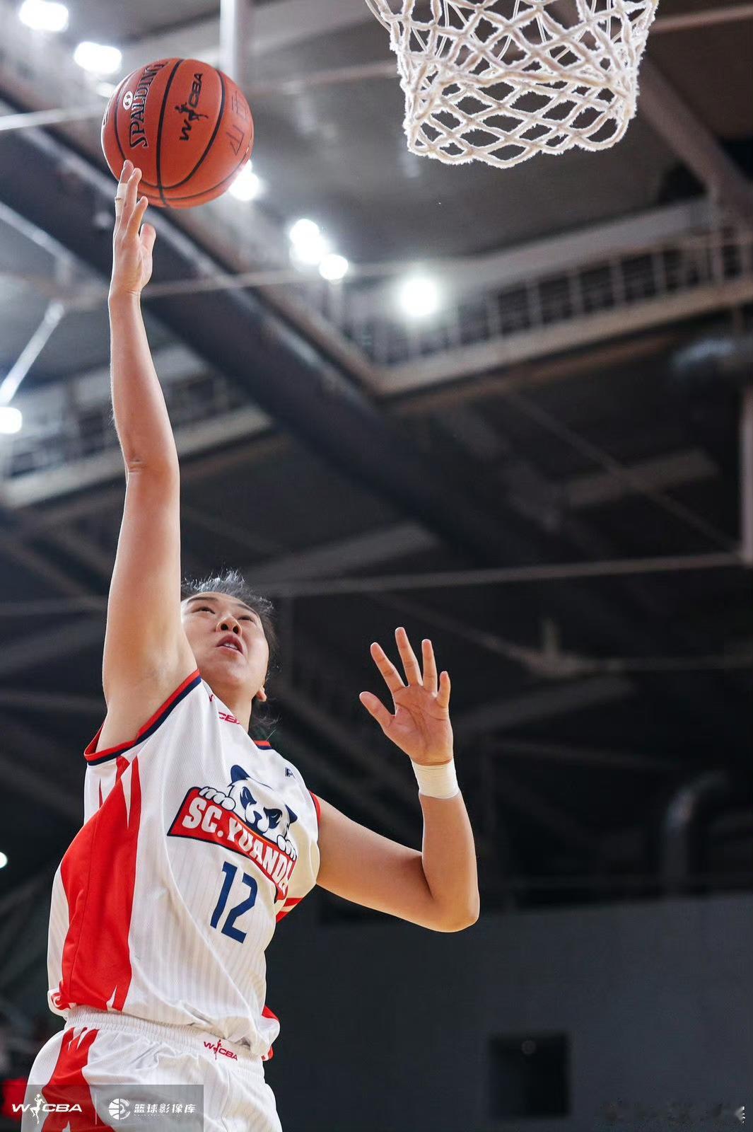 “忘我、舍身”的四川女篮高颂！她真的不愧是四川女篮的队长！总决赛第二场虽