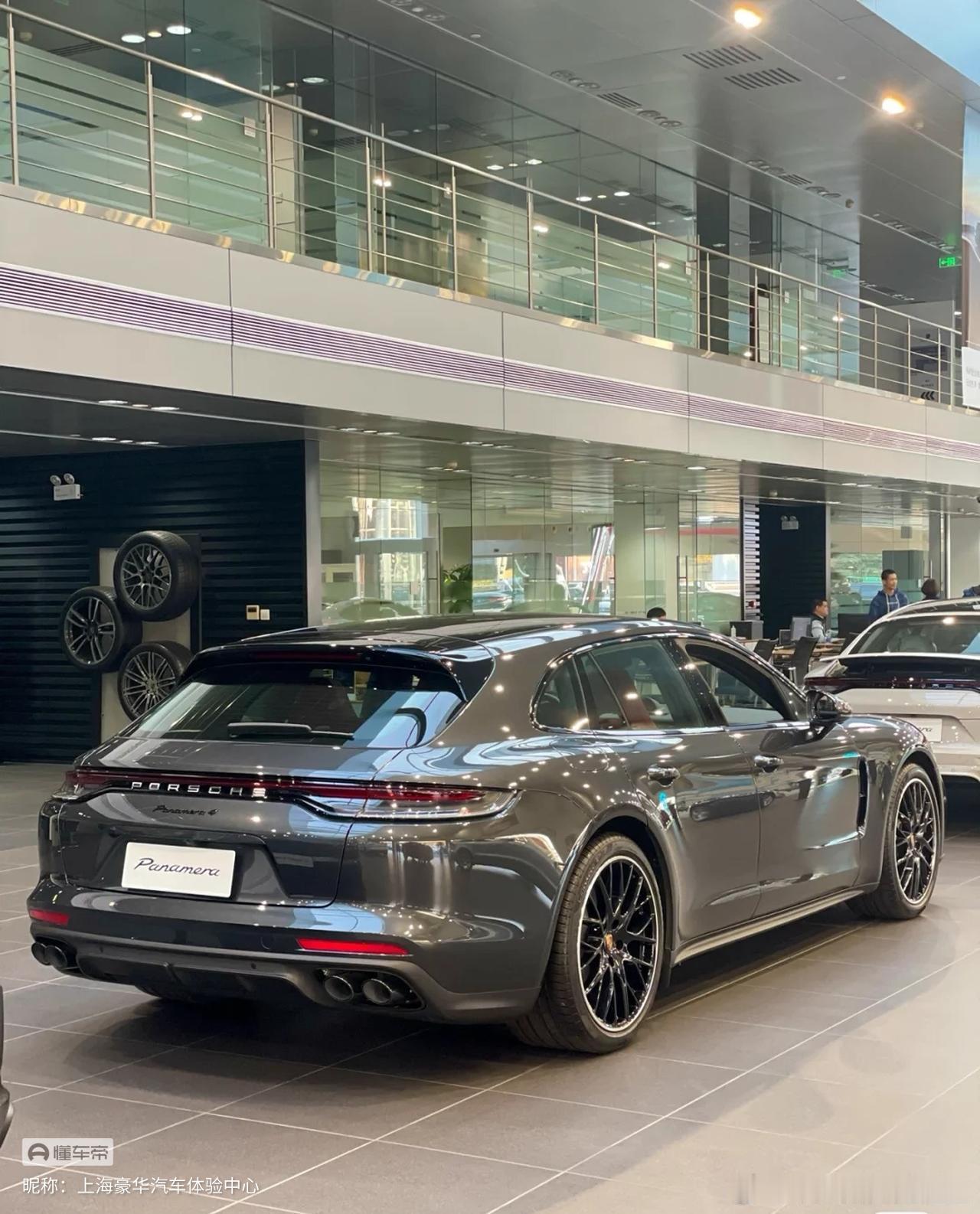 前几天我说旅行车不能轻易就往大了改不能拍脑袋改成五米多的今天群友拍到了现成的例