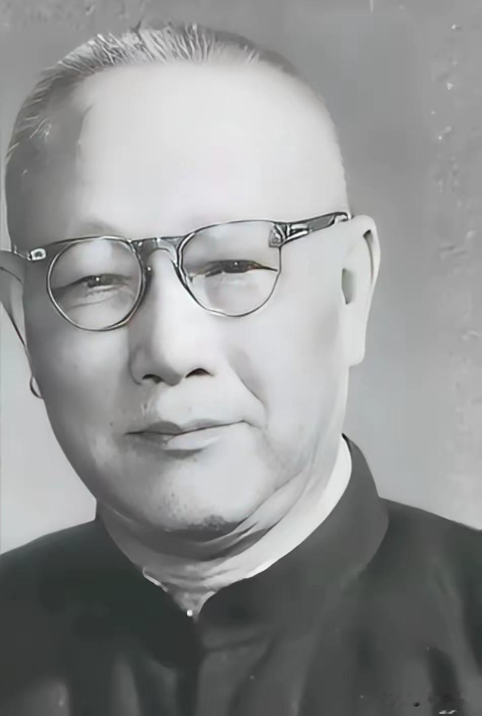 1946年南京，何遂刚把子女藏的地下党文件锁进书房夹层，国民党特务就敲门——他这
