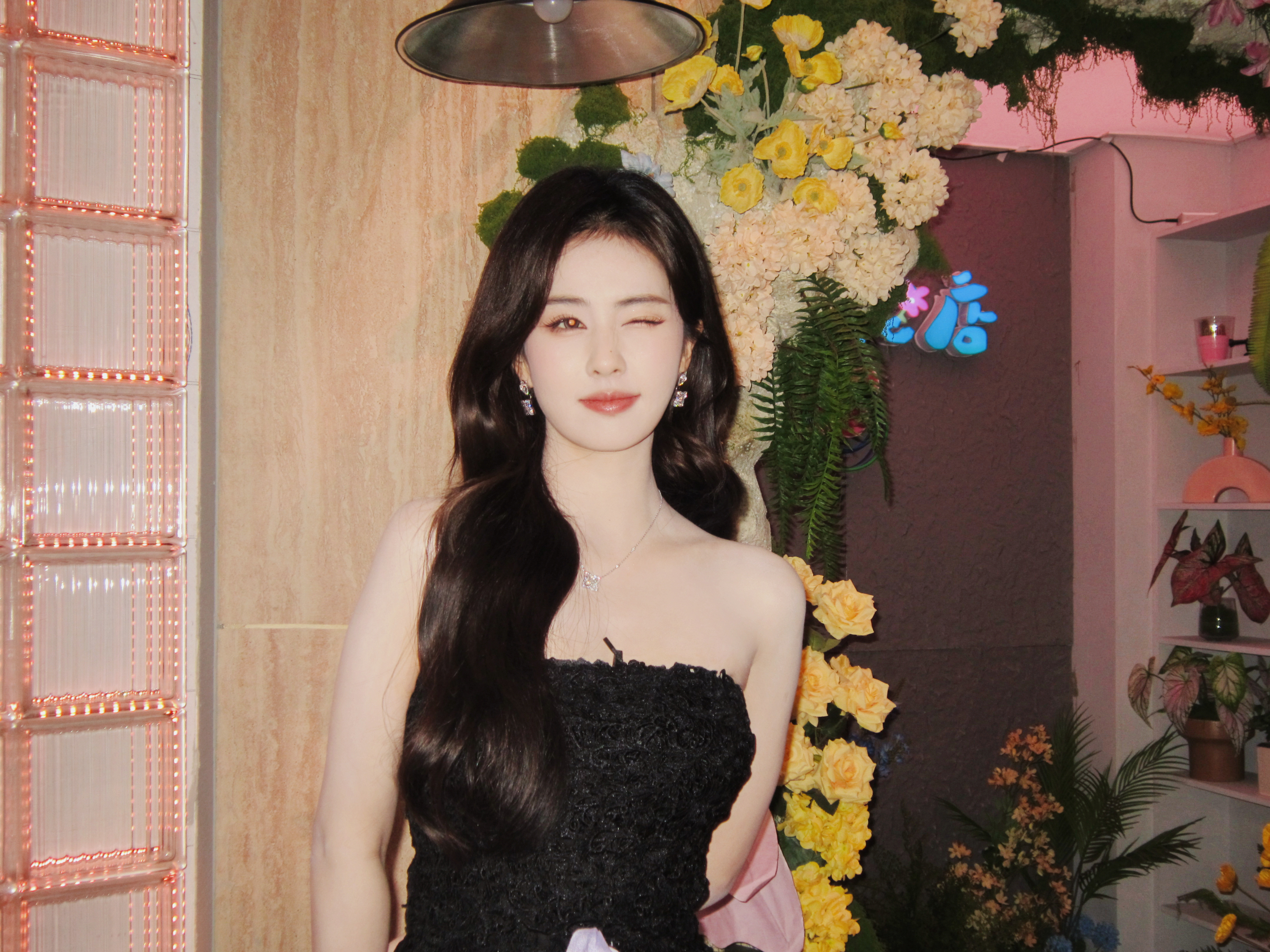 白鹿｜你好星期六带着新剧《唐宫奇案》亮相新一期你好星期六节目的“李佩仪”来咯