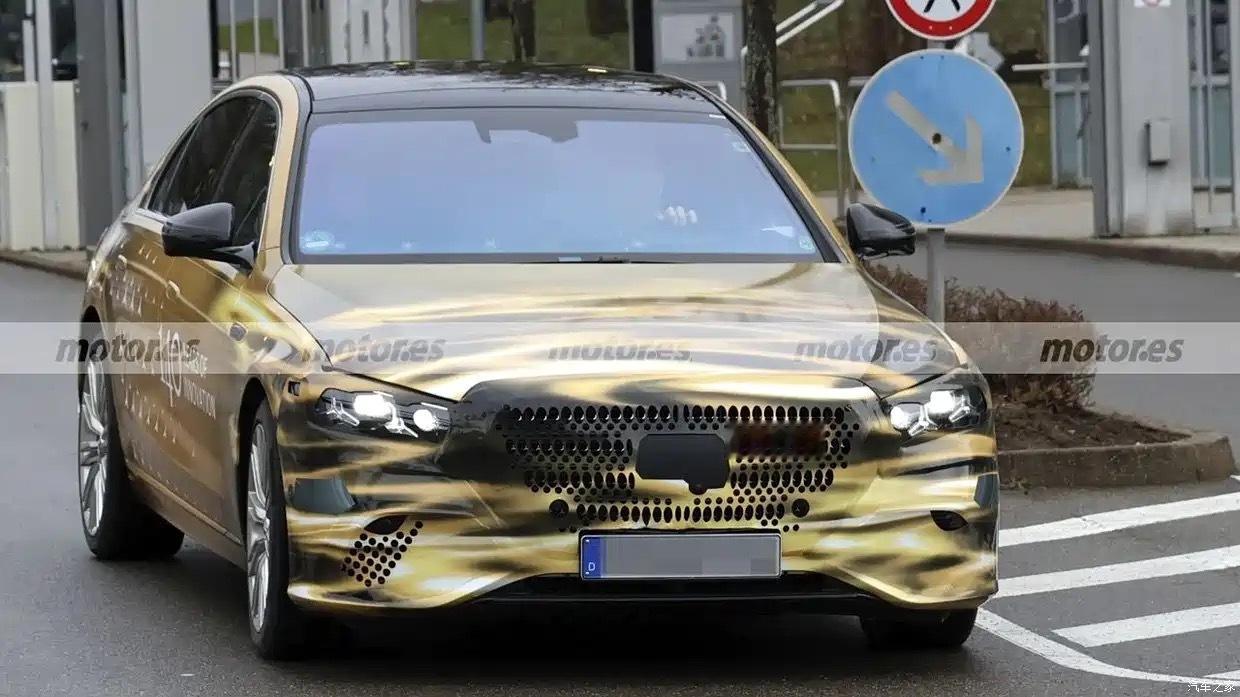 新款奔驰S级谍照曝光内外都有大更新，你们觉得怎么样？大v聊车车评精选