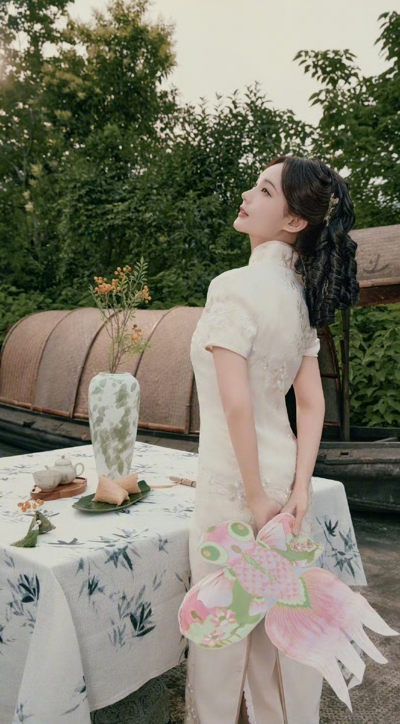 李一桐～～旗袍美人李一桐​​​