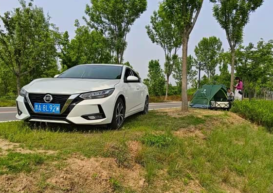 轩逸智能用车体验通勤路上的省心搭档作为每天往返市区的通勤族，轩逸的智能座舱真的