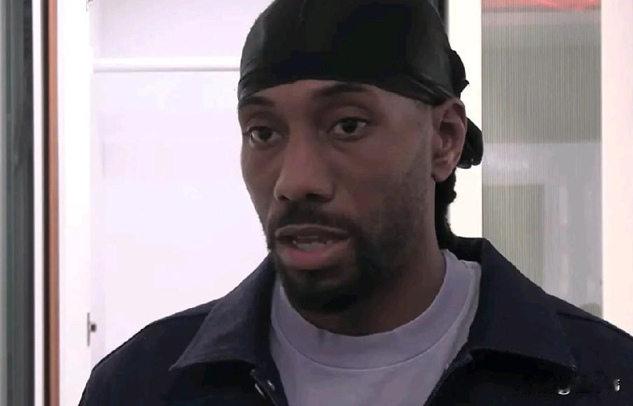 伦纳德谈哈登：“他对我们球队意义非凡。”“他的作用很大。”“每晚都为