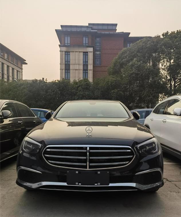 二手奔驰E级选购攻略：动力配置差异全解析，看完直接下单奔驰E级是二手豪华中大型