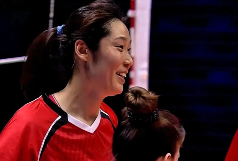 朱婷进攻受阻，河南女排输给上海女排。上海实力很平均。没有特别差的短板。第一局