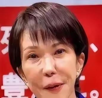日本主办方现在估计肠子都悔青了。他们后悔的不是中国运动员不来，也不是场馆太小