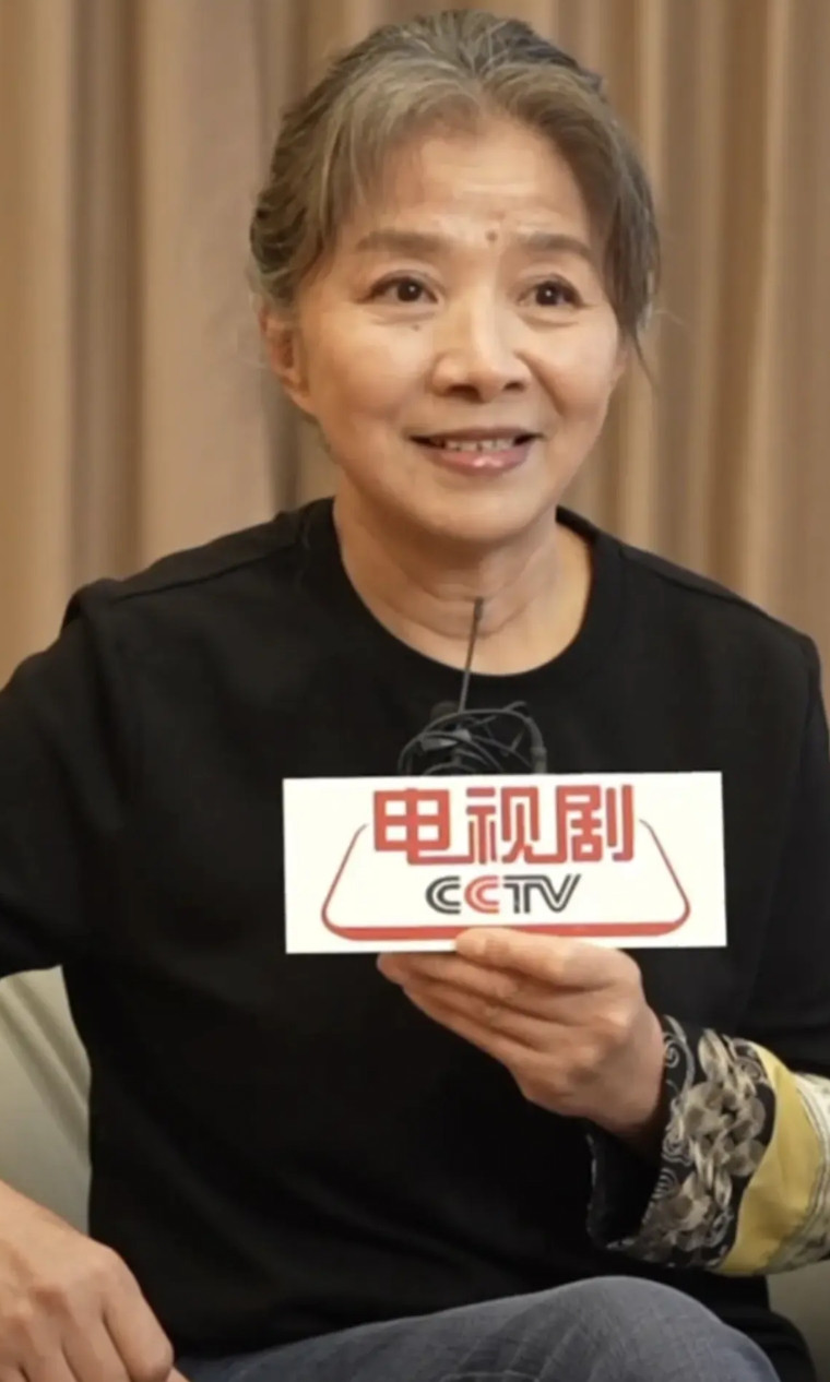 文化人就是不一样，迟蓬接受央妈采访，她一番话，让我从她的演技粉又升为她的说话粉