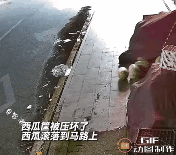 福建莆田陈大哥凌晨查监控，差点把“掀篷布的”当成“偷西瓜的”陈大哥开西瓜摊3