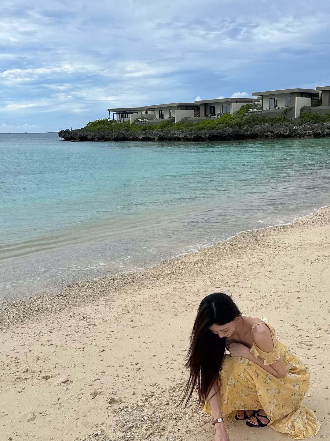 Yuna申有娜INS更新🩵🥯​​​
