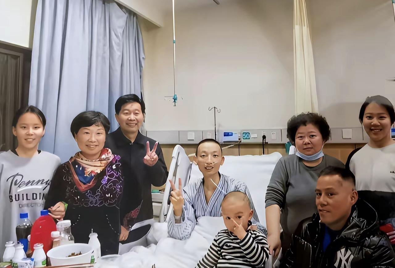 杜新枝对姚策熊磊的好，其实都挺虚的，都是那种不付出真金白银的好。部分人觉得姚策，