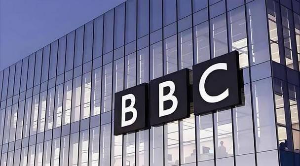 果然又是英国的BBC！在我们公布上半年的经济数据之后，7月15日，英国BBC刊文