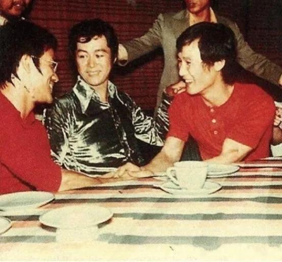 1988年，警察从陈惠敏的家中搜查出1支手枪，200发子弹。就在警察要将陈惠敏带