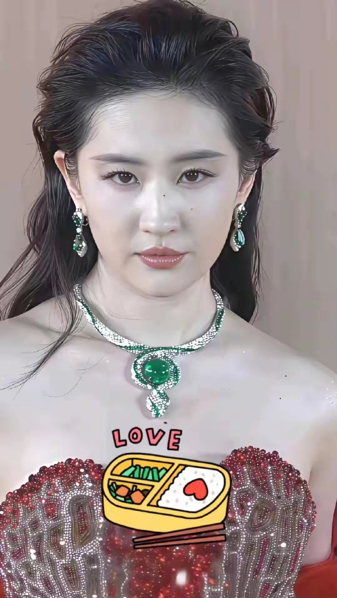 38岁刘亦菲，无美颜滤镜的状态，皮肤紧致，这才叫原生态的美​​​