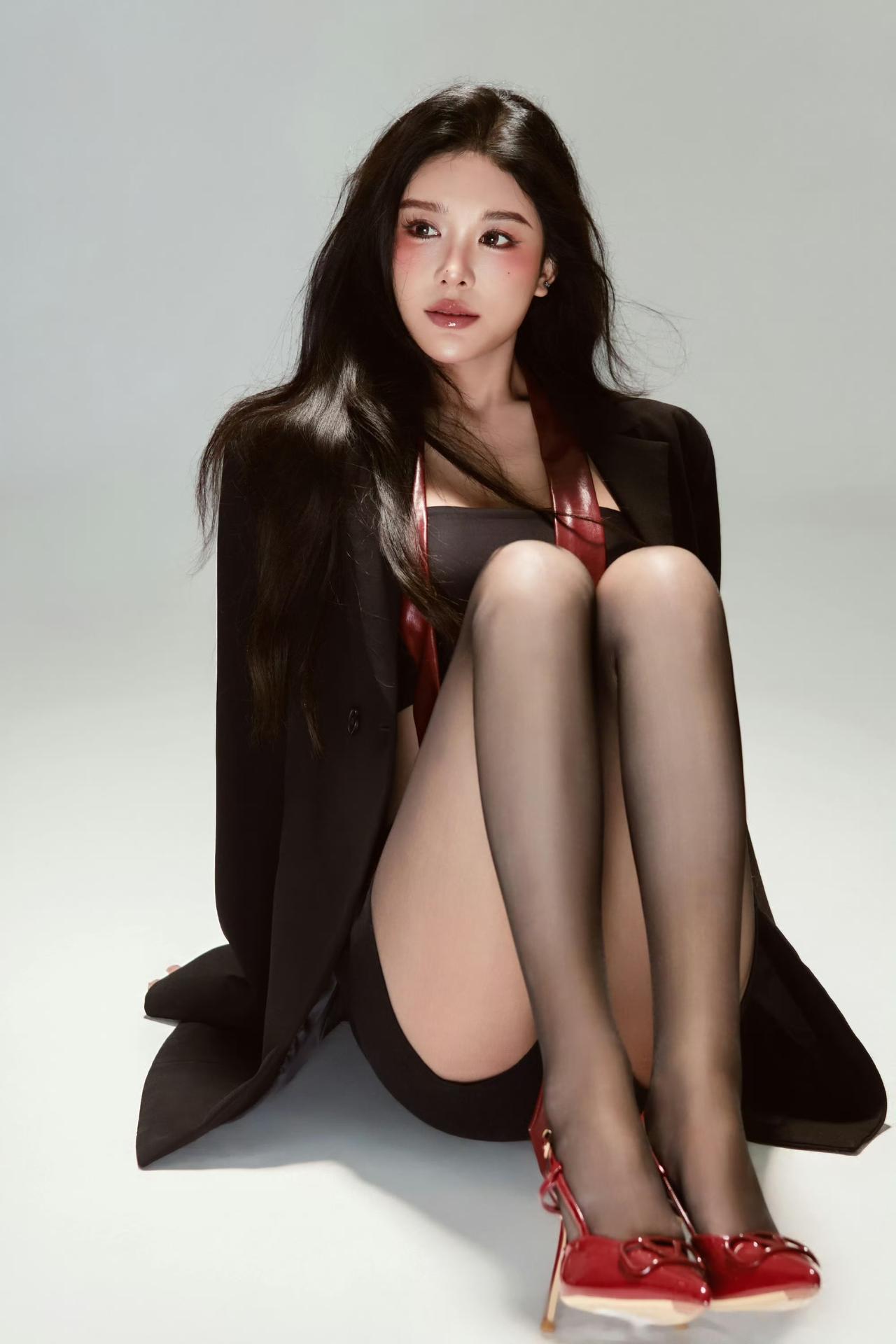 御姐艺术照​​​