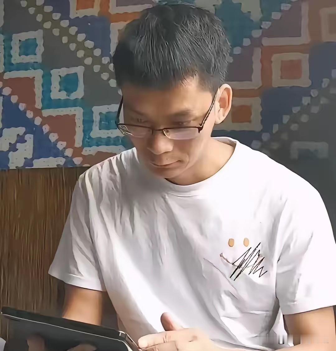 太遗憾了！36岁唐尚珺亲口承认：复读16年最扎心的错误，不是没考上清华，是201