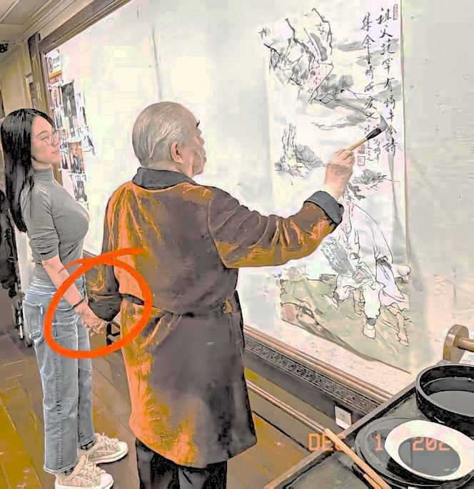 别光盯着徐萌手里那35亿，这碗饭的滋味，普通人真咽不下去！武大高材生放着光