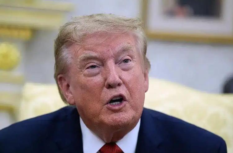 美加互扇耳光，满地找牙的却是日本车厂，千亿买路钱全喂了狗。 特朗普刚把话撂出
