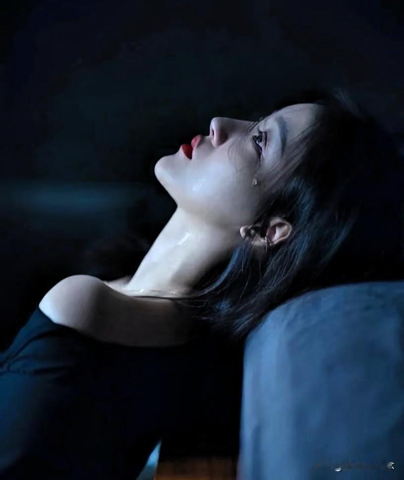 结婚四年才怀上，这本来是全家高兴的事儿吧？但这媳妇是个狠人，直接跟婆婆摊牌：