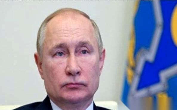 我跟你说，这世界上最扎心的，不是敌人捅你一刀，而是你以为的“兄弟”，在你最难的时