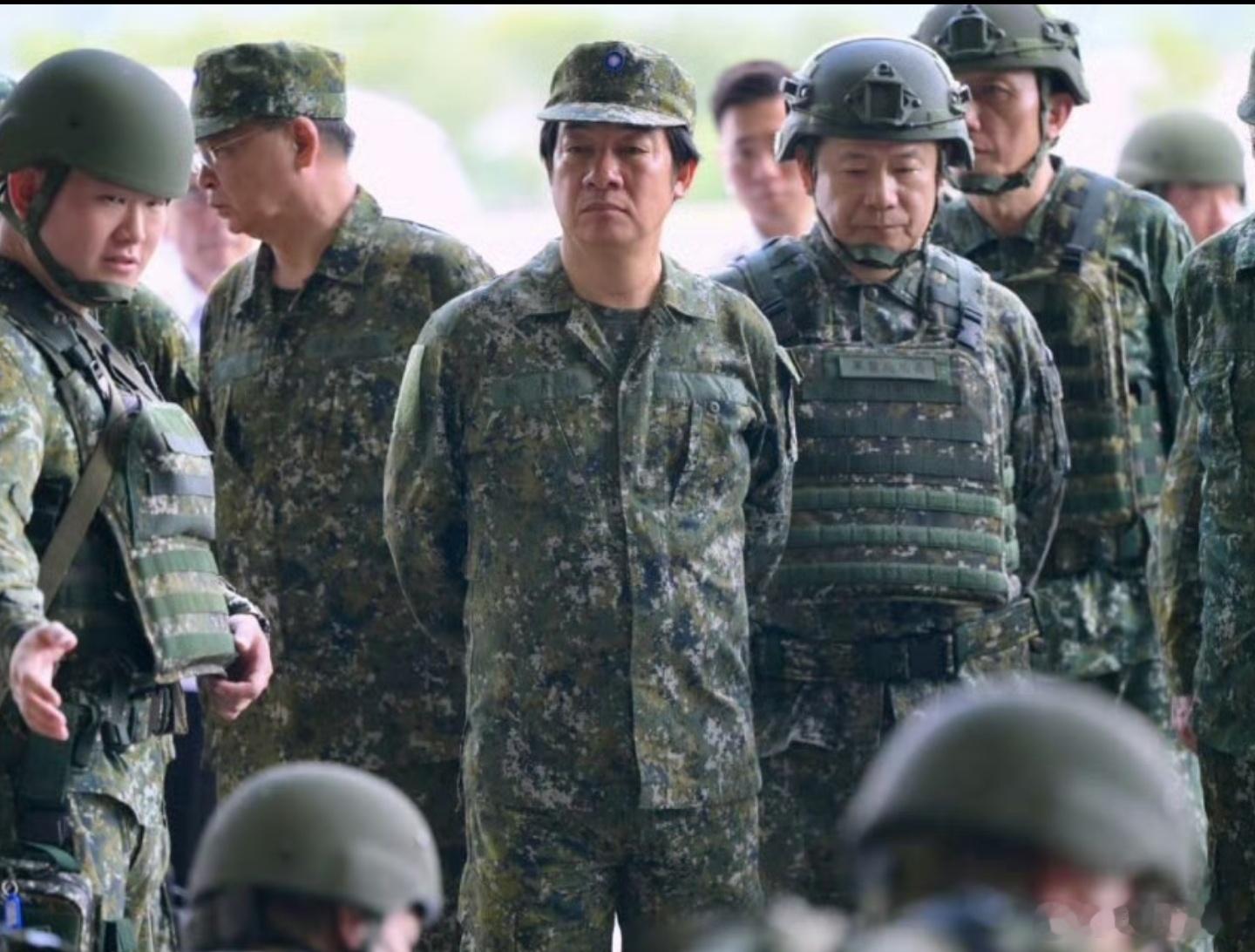 赖清德妄称，倘若开战，任何有关战败或宣布投降的讯息，都是假讯息。​​​
