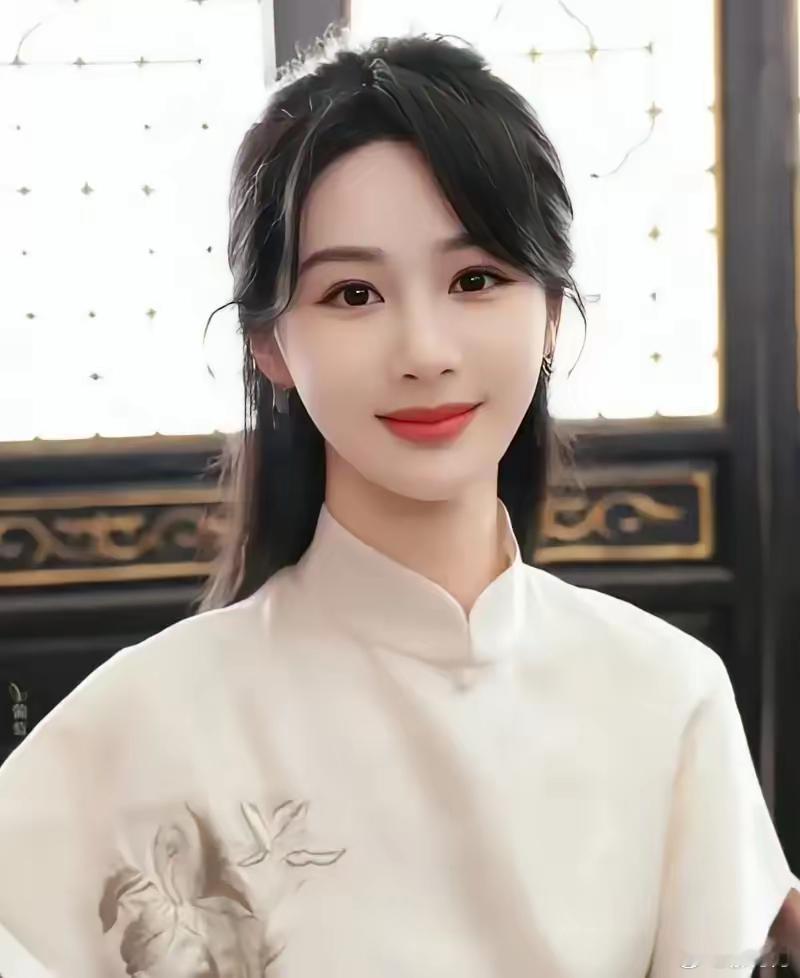 李现杨紫没等到，片方却可能赌对了更猛的牌。欧豪已经进组《春色寄情人》。李现刚从民