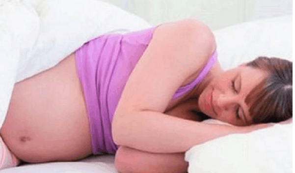孕妇怎么睡觉姿势有利于宝宝的健康发育? 孕妈快进来收藏吧