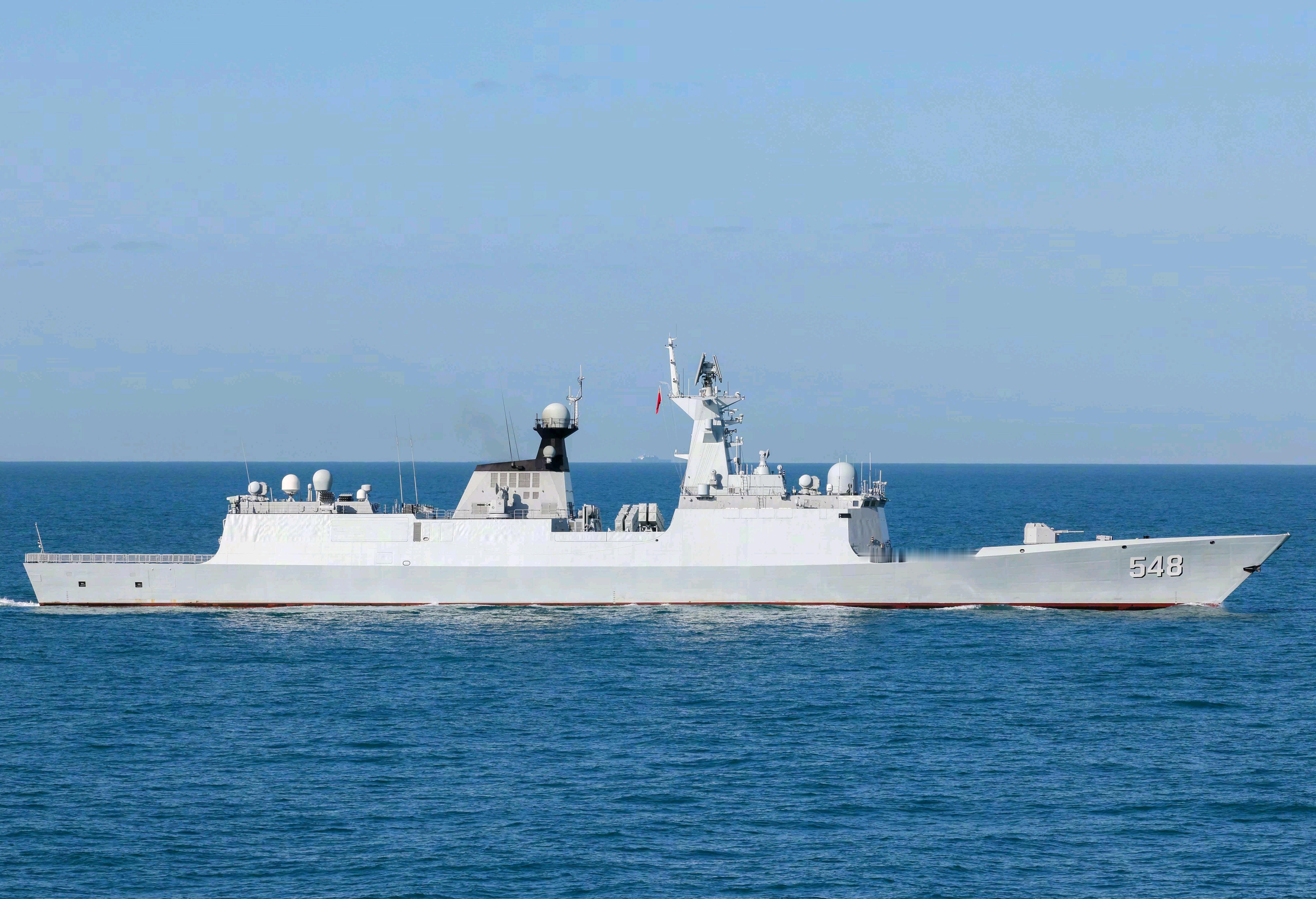 054A益阳舰、052C济南舰侧视东海雄狮，想看新舰的心情更加迫切烽火问鼎计划中