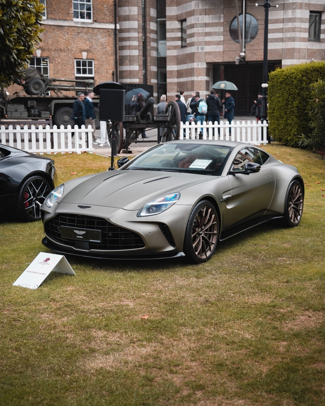 AstonMartinVantage​​​​