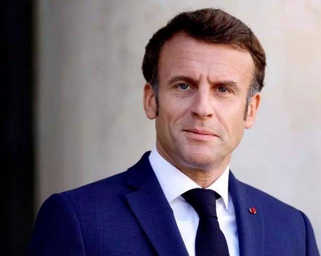 中方话音刚落，特朗普通告全世界：税率加到200%！首个牺牲国出现，中国就特朗普仅