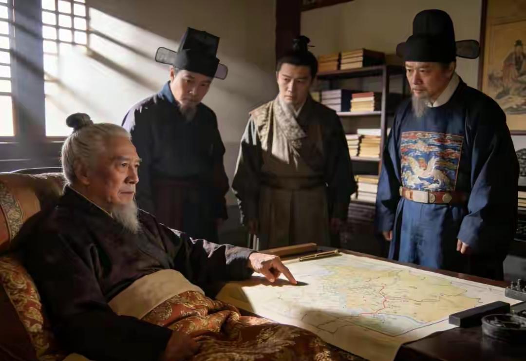 1393年，汤和临终前对子孙郑重叮嘱：“朱元璋诛尽淮西勋贵，唯独放过我与郭英，