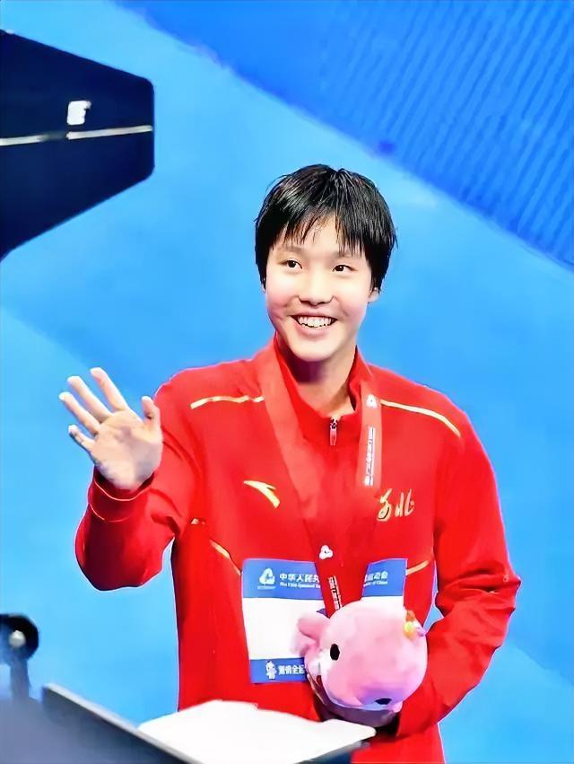 振奋人心！2026年铁定要爆发的六名中国游泳运动员1、于子迪，13岁，中国