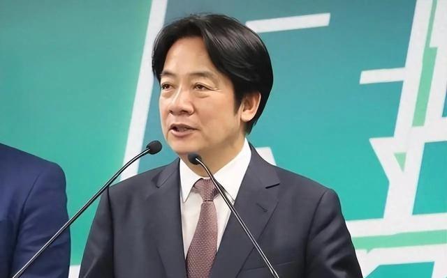 赖清德怂了，而且怂得极其窝囊！就在他在岛内大搞“去中国化”、毒害年轻人的时候，他