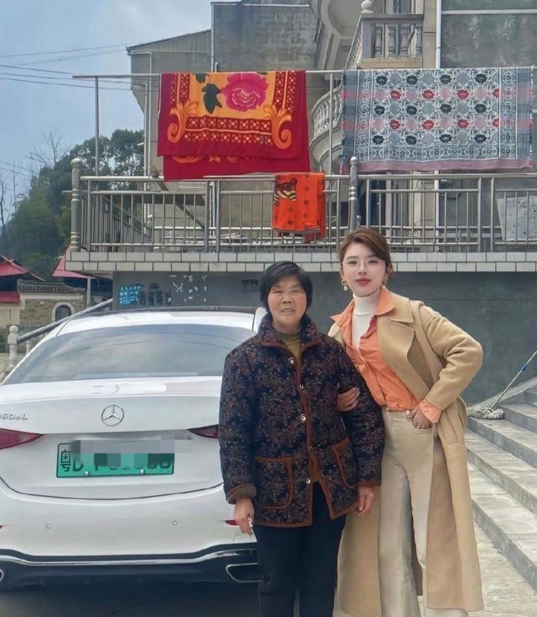 在姥姥家，五年前和现在！