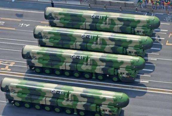 一枚东风41能直接干掉一艘航母吗？就这么说吧，一枚东风41炸翻10艘航母没问题。