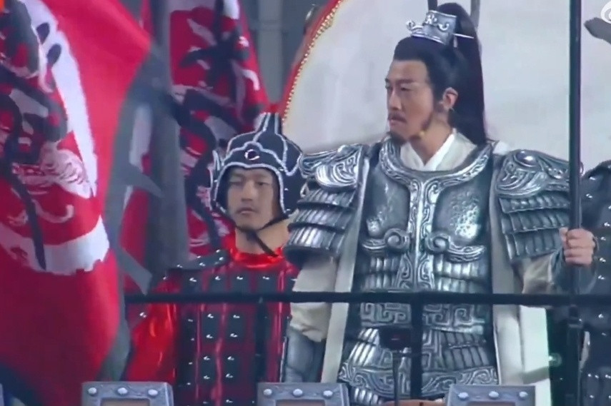 何润东霸王全妆何润东是真的吃到主义的红利了。这才短短不到一个月的时间，新代言