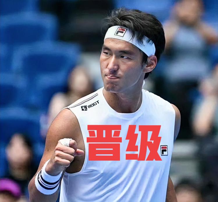 布云朝克特晋级！！在稍早前结束的迈阿密资格赛男单首轮，小布以7-5、6-4战胜