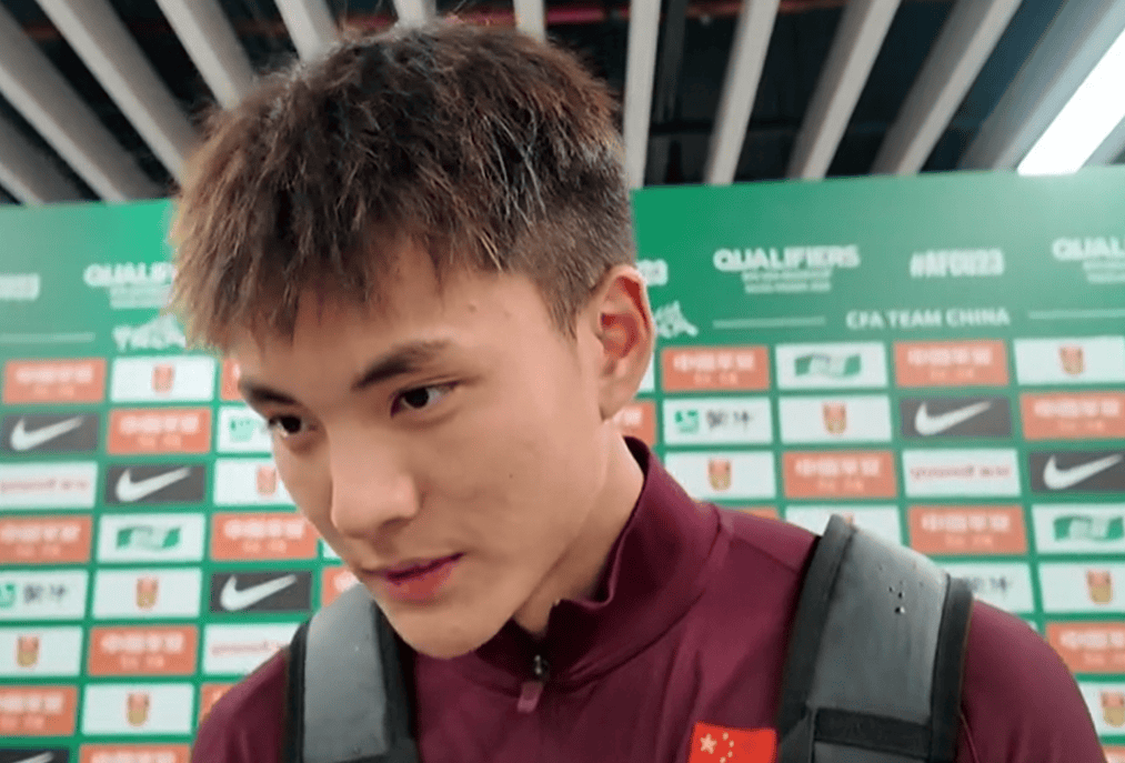 李昊: 雷克在比赛时是有意整汪士钦, 那肯定不能被欺负呀