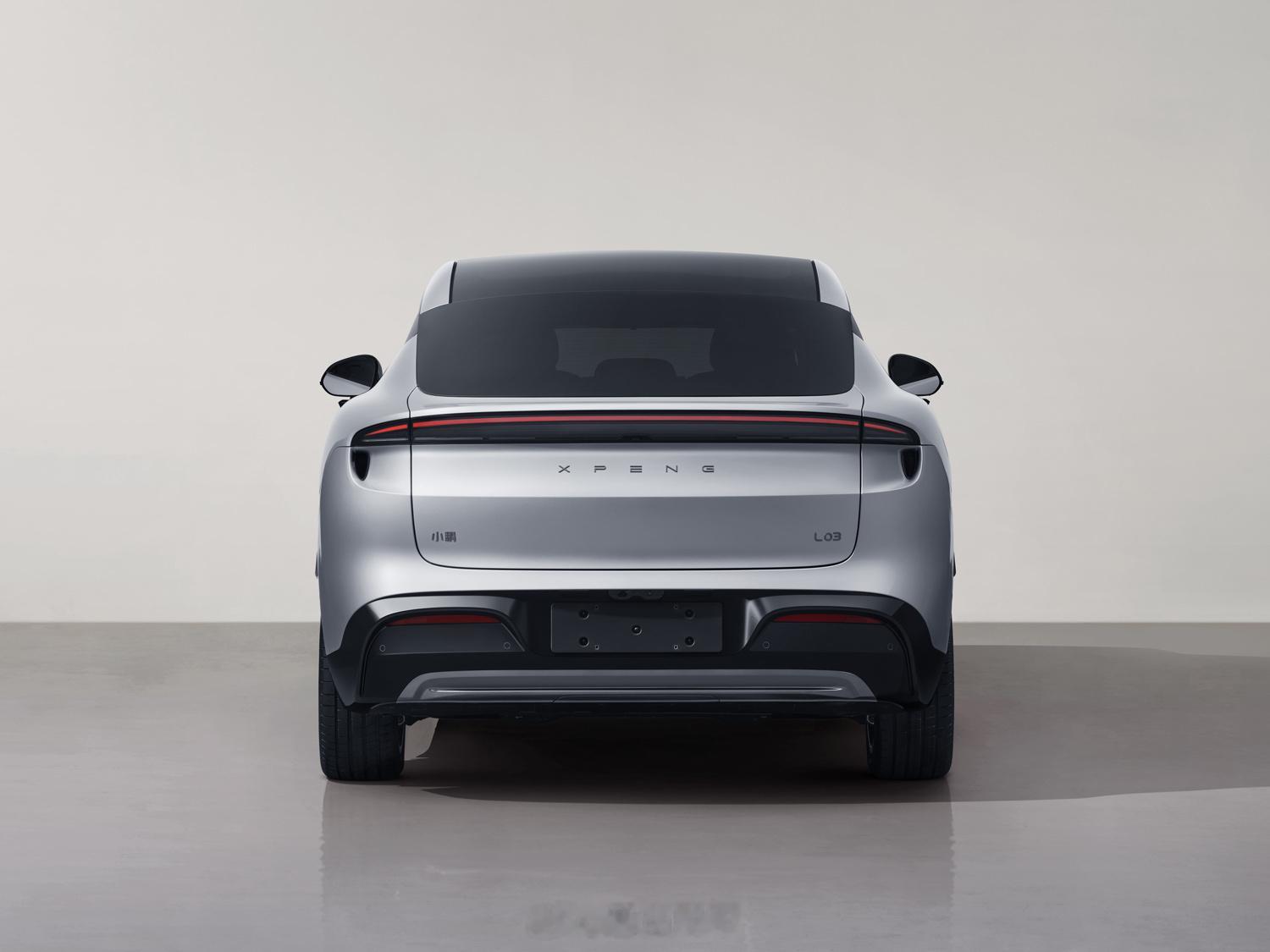 小鹏MONASUV工信部申报图。这个尺寸我喜欢！4650/4672mm×19