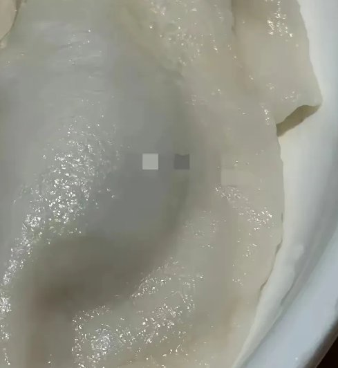 去吃饺子发现饺子上有指纹，瞬间就没有胃口了！​​​​