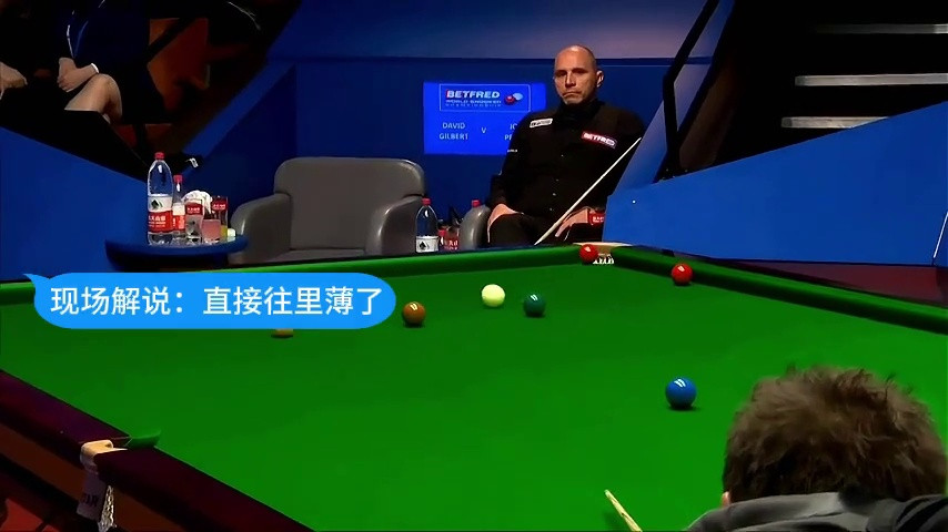 阴差阳错的击球时刻！击球者以为稳坐钓鱼台，裁判却制止其发生