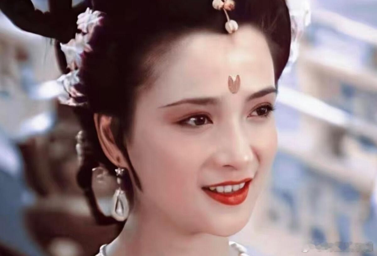 何晴曾与演员刘威相恋5年惋惜！不知道00后认不认识何晴？得到这个消息很震惊才61