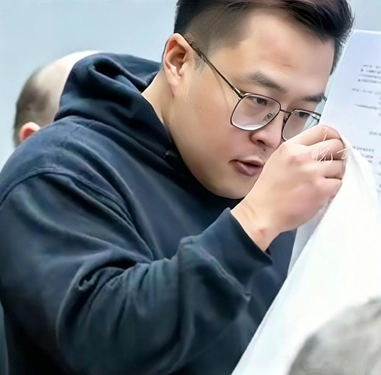 留德性侵犯蒋中懿仅判11年3个月，他妈专门赴德国花2万欧元搞定了受害者。为此