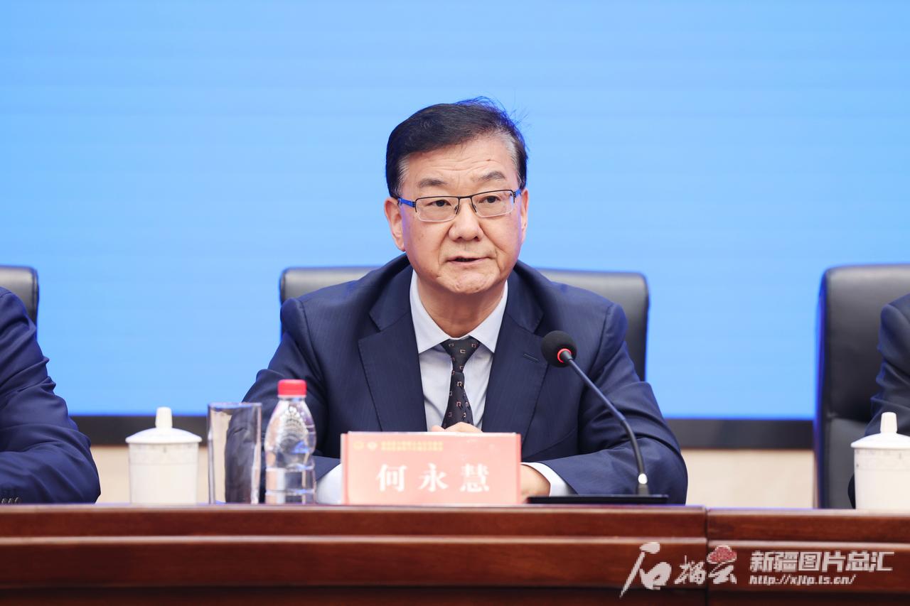国家反腐之风刮到新疆干部何永慧被确认开除党籍近日，新疆维吾尔自治区党委全