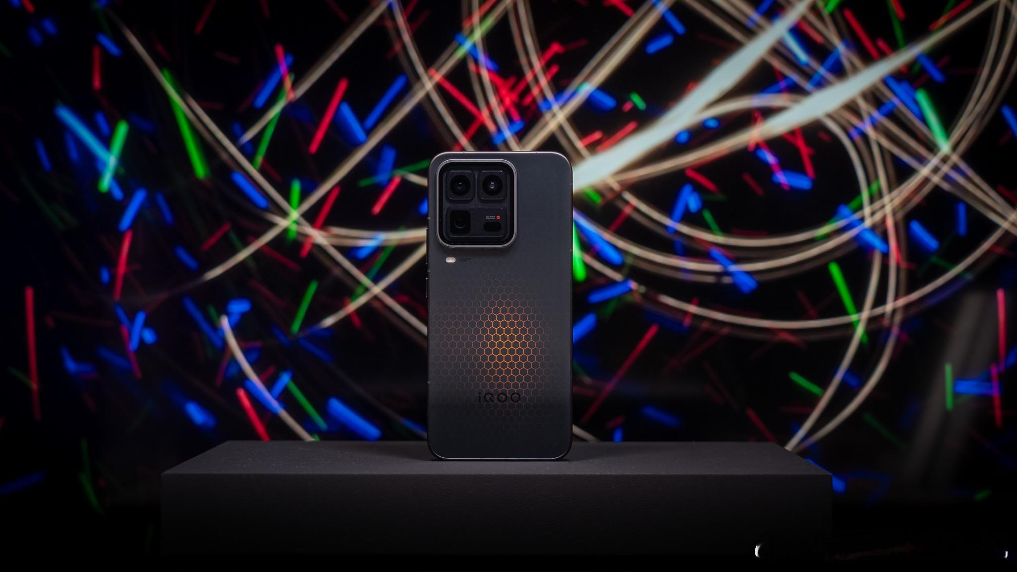 iQOO15Ultra2047&2077