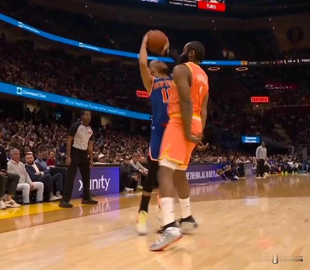 对手的肯定！布伦森谈哈登：“骑士有哈登的加入。”“实力明显提升了很多。”